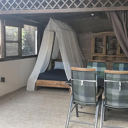 Apartament Comandante Cu Terasa Privata - Mamaia Nord *