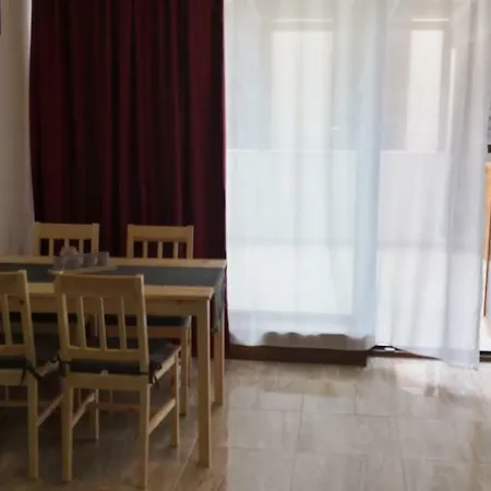 Apartament Comandante Cu Terasa Privata - Mamaia Nord