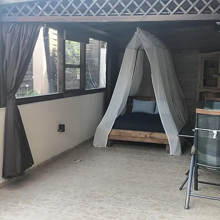 Apartament Comandante Cu Terasa Privata - Mamaia Nord