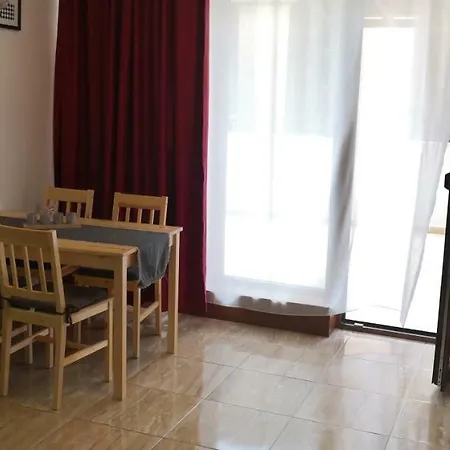 Apartament Comandante Cu Terasa Privata - Mamaia Nord *